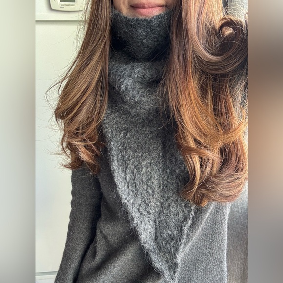 Chanel Unisex Wool Blend Snood/Scarf/Headcover - Picture 1 of 10